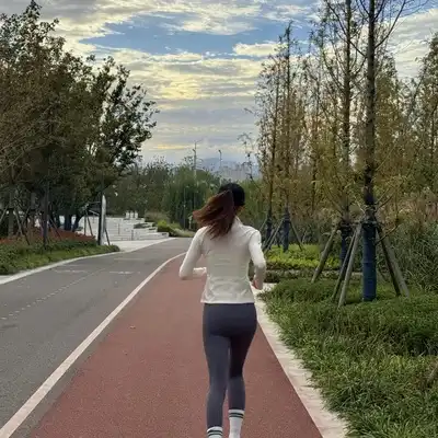 杜诗娟